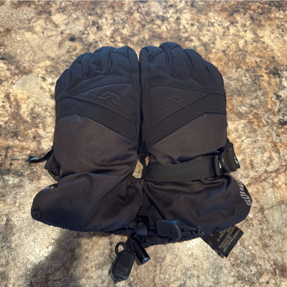 Women’s Gordini Black Insulated Waterproof Gloves with Adjustable Straps